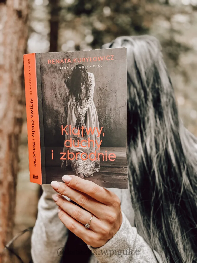 okładka groza klątwy duchy i zbrodnie renata kuryłowicz