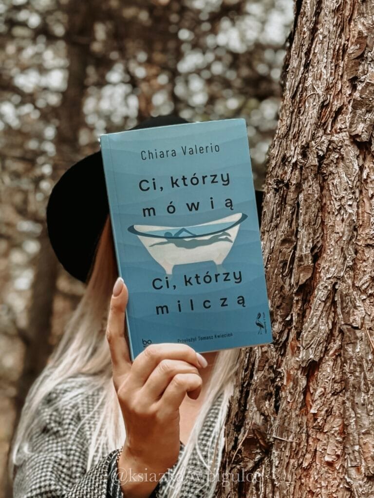 okładka książki ci którzy mówią ci którzy milczą