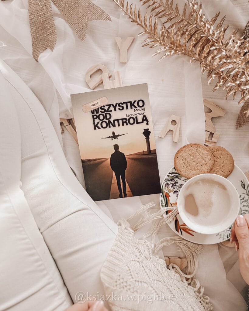 prawie wszystko pod kontrolą okładka