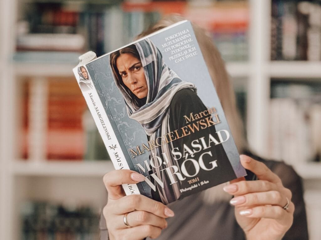 mój sąsiad wróg okładka