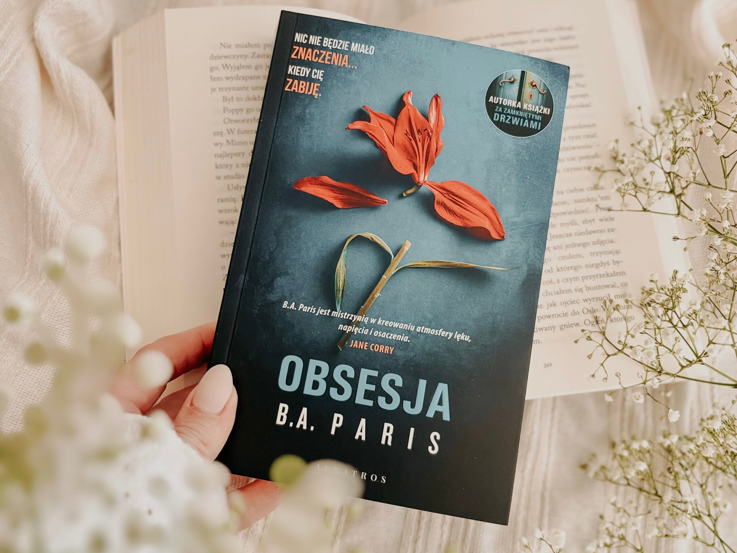 okładka obsesja b. a. paris