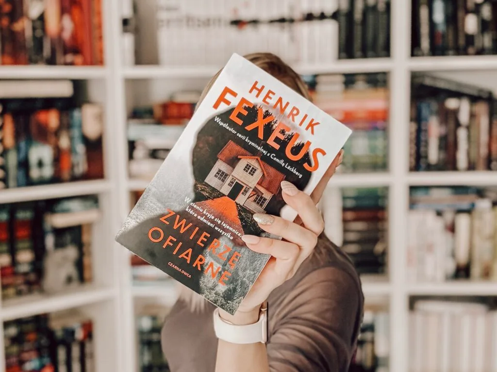 okładka zwierzę ofiarne